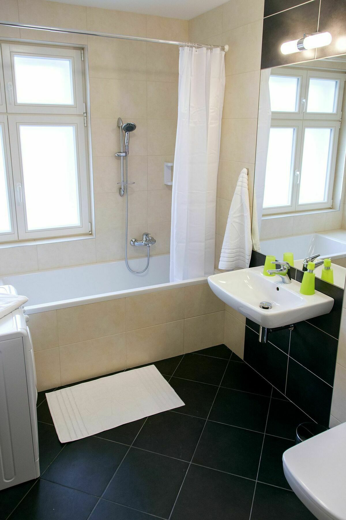 Apart Otel Limes